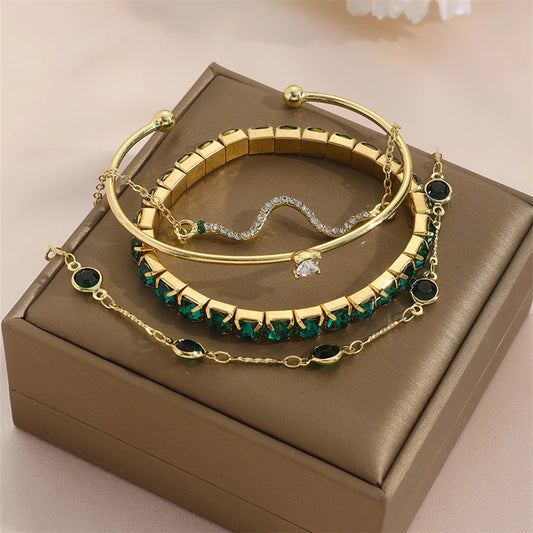 Conjunto de 4 pulseiras de cobra com strass verde
