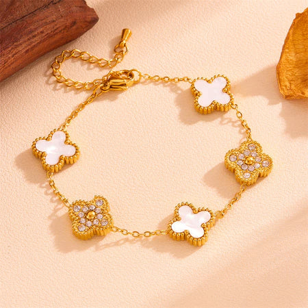 Pulseira Trevo Branca com Brilho